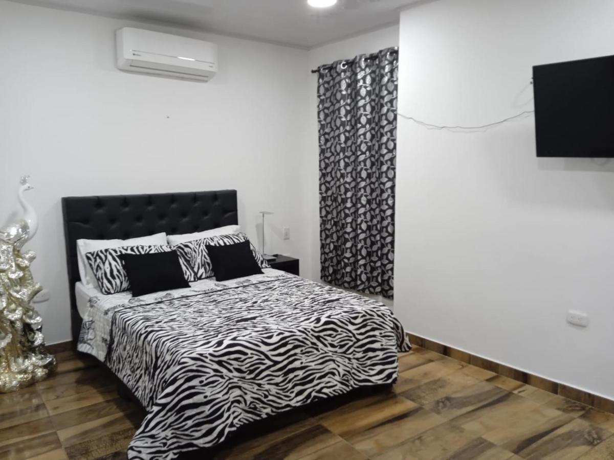 Hotel Real Del Valle Valledupar Kültér fotó